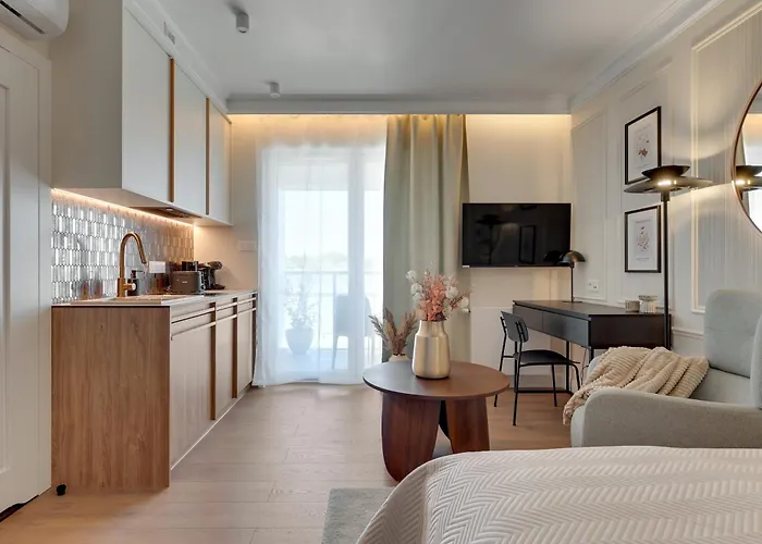 Perspektywa With Balcony By Lion グダニスク